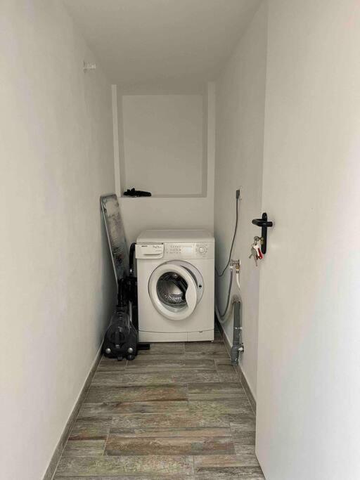 Toulon: Superbe Appartement Atypique 2 Chambres מראה חיצוני תמונה